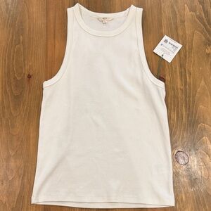 AE77 White Tank Top